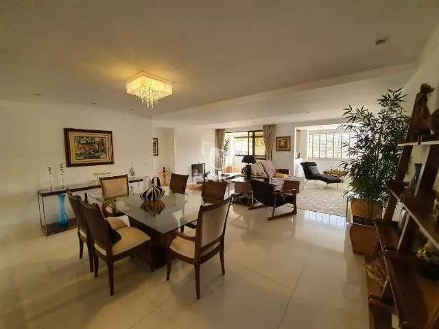 Apartamento com 4 suítes em Agriões - Teresópolis/RJ.