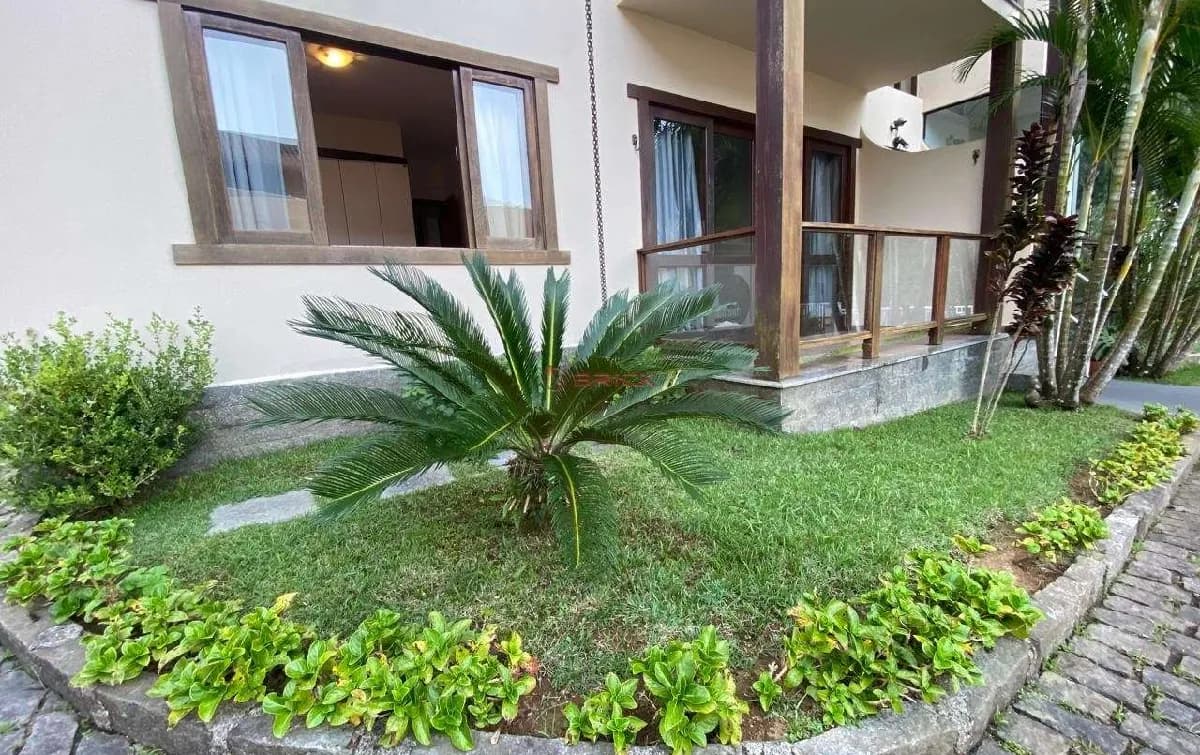 Casa com 2 quartos sendo 1 suíte perto da Feirinha do Alto - Teresópolis/RJ.