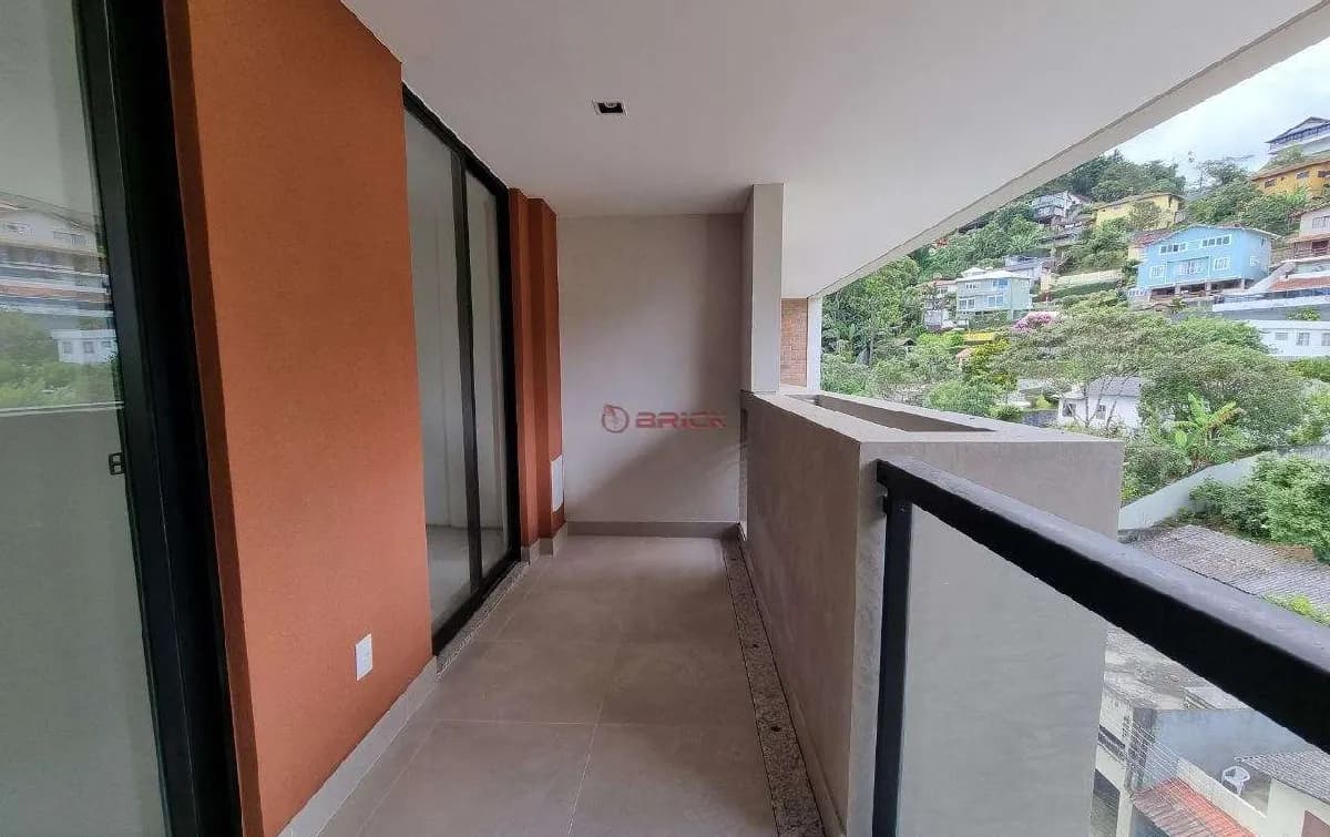 Apartamento com 2 quartos sendo 1 suíte, 77 m² em Agriões - Teresópolis/RJ