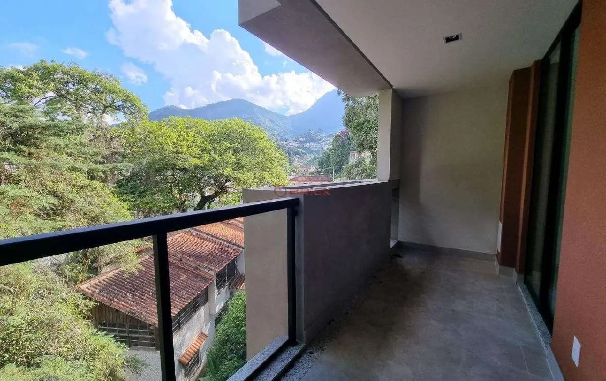 Apartamento com 2 quartos sendo 1 suíte, 75 m² em Agriões - Teresópolis/RJ