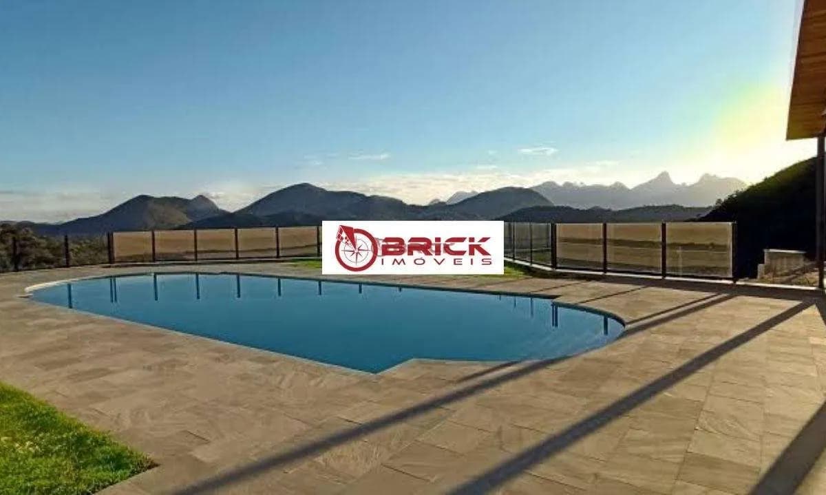 Terreno com 325 m² em condomínio em Albuquerque - Teresópolis/RJ.
