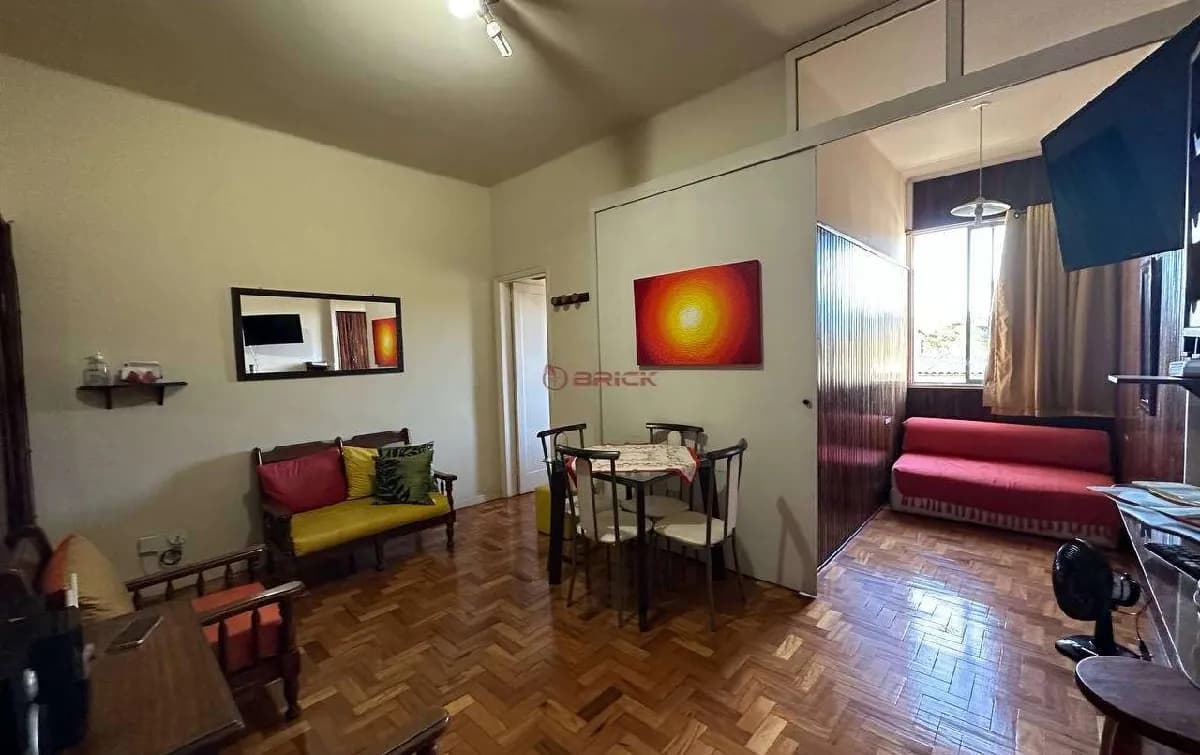 Apartamento com 1 quarto mobiliado, 36,27 m² no Alto - Teresópolis/RJ.