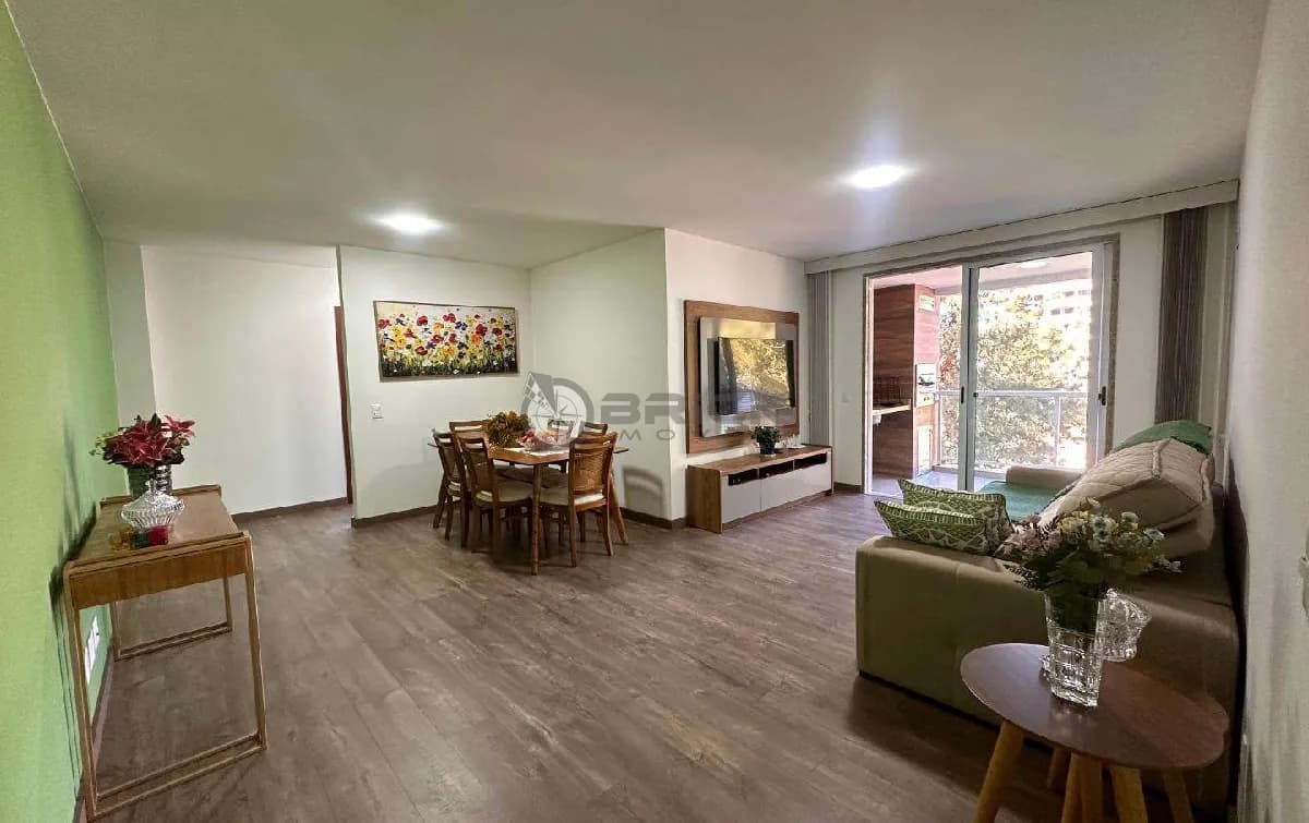 Apartamento à venda com 2 suítes, 100 m² no Alto - Teresópolis/RJ.