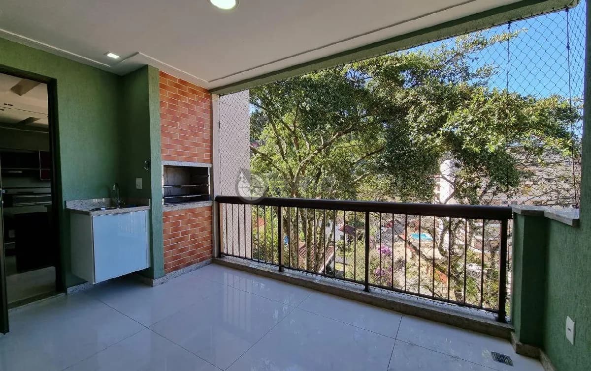 Apartamento com 3 suítes em Agriões - Teresópolis/RJ.