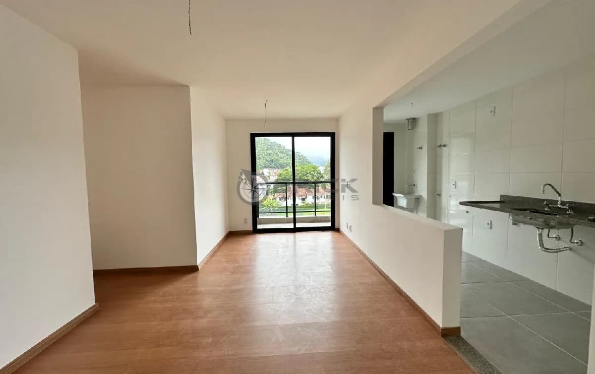 Apartamento novíssimo com 3 quartos sendo 1 suíte, 76 m² na Ermitage- Teresópolis/RJ.