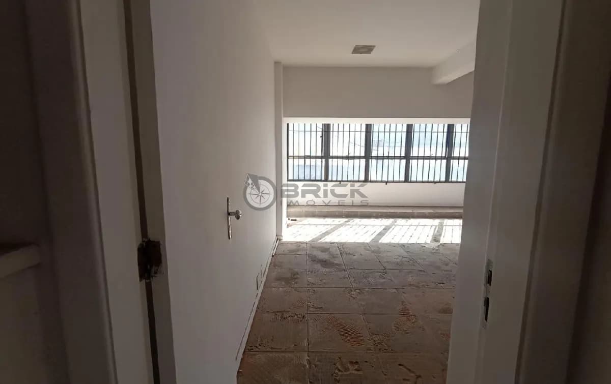 Sobreloja para locação, 175 m² na Várzea - Teresópolis/RJ.