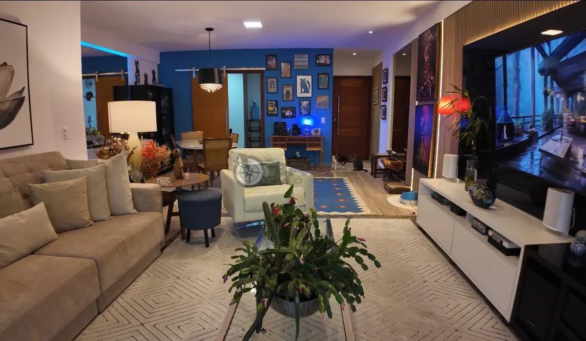 Apartamento à venda com 3 quartos sendo 1 suíte, 138.57 m² em Alto - Teresópolis/RJ.