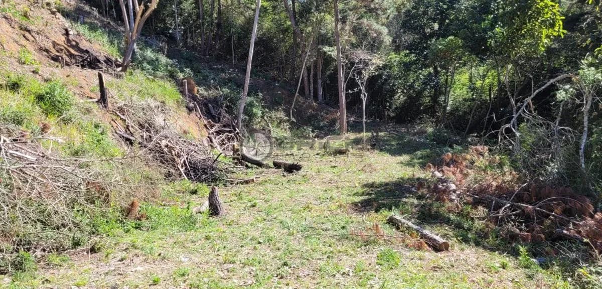 Terreno com 1.700 m² em Albuquerque - Teresópolis/RJ