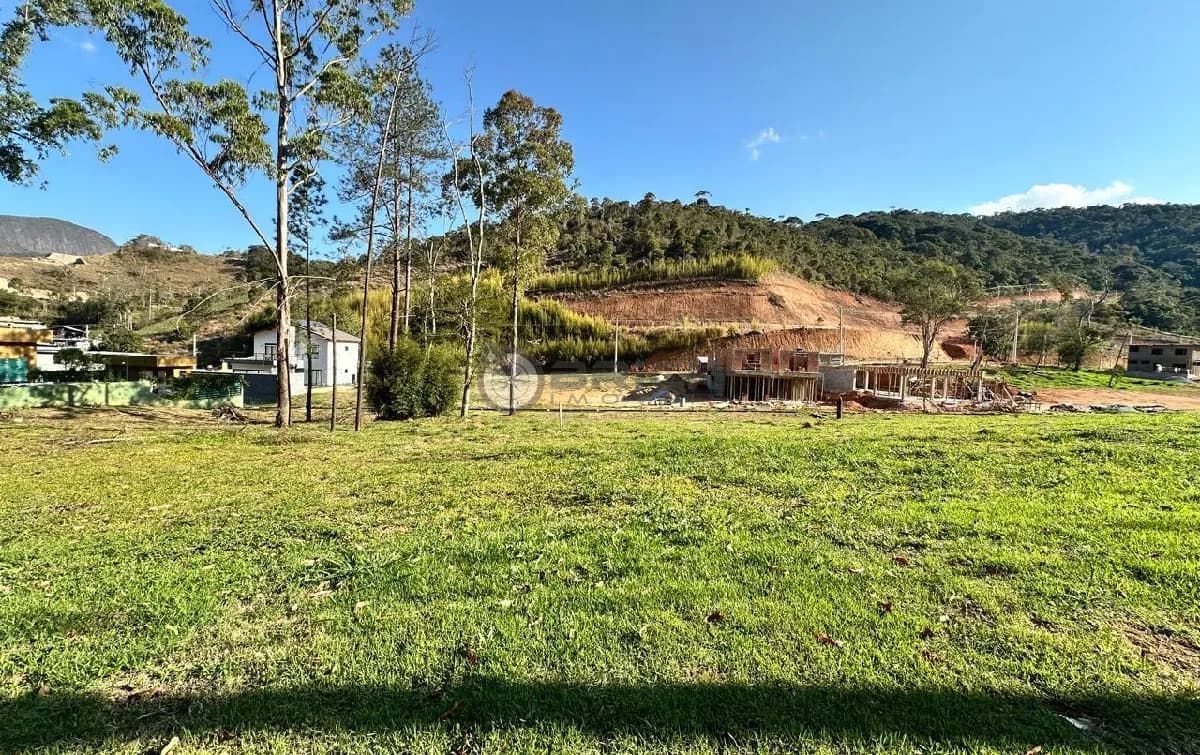Terreno à venda em condomínio, 508 m² na Prata - Teresópolis/RJ.