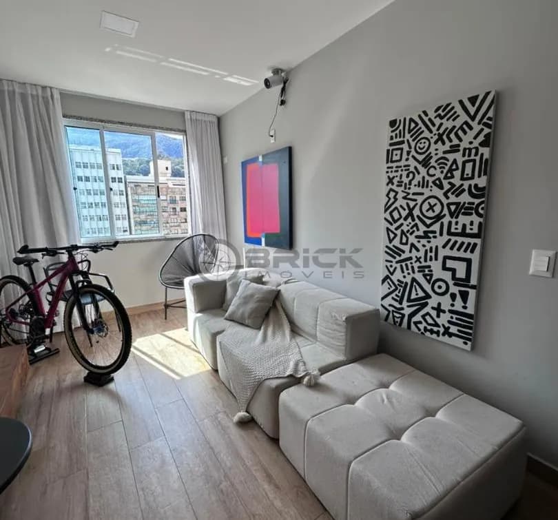 Apartamento à venda com 1 quarto,  53.02 m² no Alto - Teresópolis/RJ.