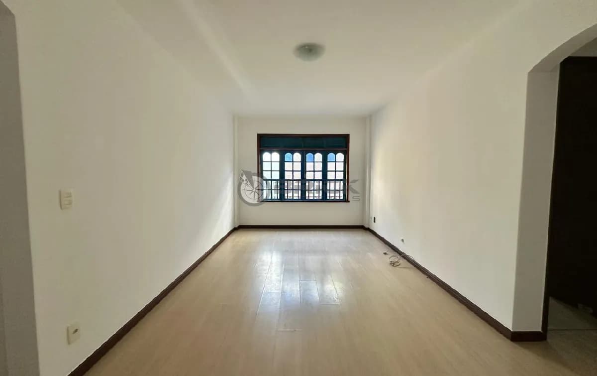 Apartamento à venda com 1 quarto, 40 m² em Agriões - Teresópolis/RJ.