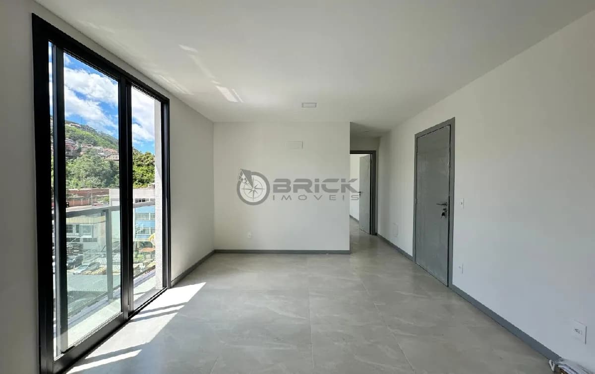 Apartamento à venda com 1 quarto, 45 m² em Agriões - Teresópolis/RJ.