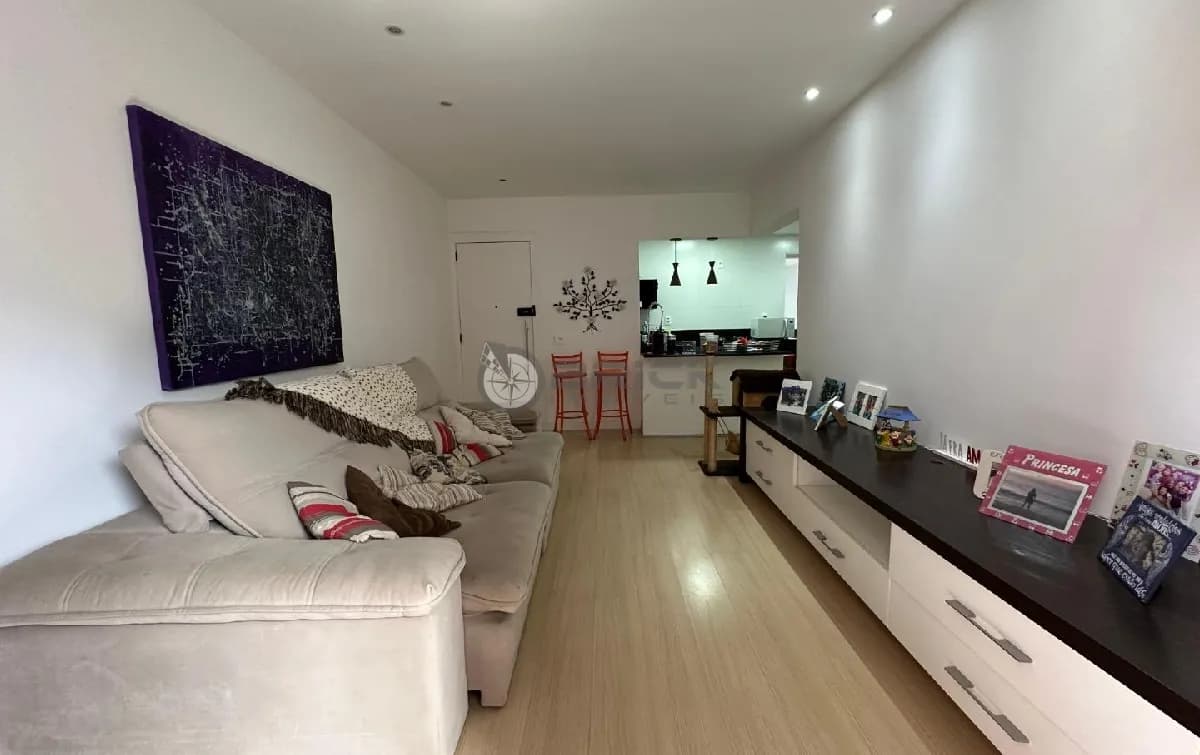 Apartamento à venda com 3 quartos sendo 2 suítes, 87.43 m² no Alto - Teresópolis/RJ.