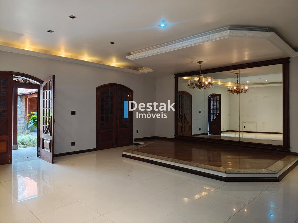 Casa em Jardim Normandia