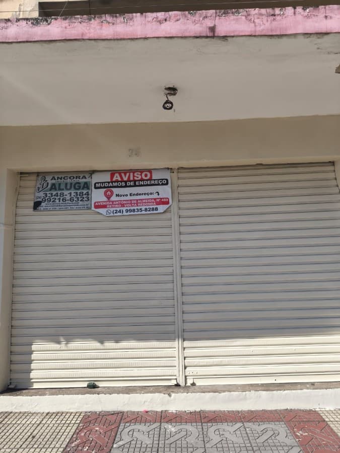 Loja Comercial para Locação, em Volta Redonda, bairro Amaral Peixoto, 1 banheiro
