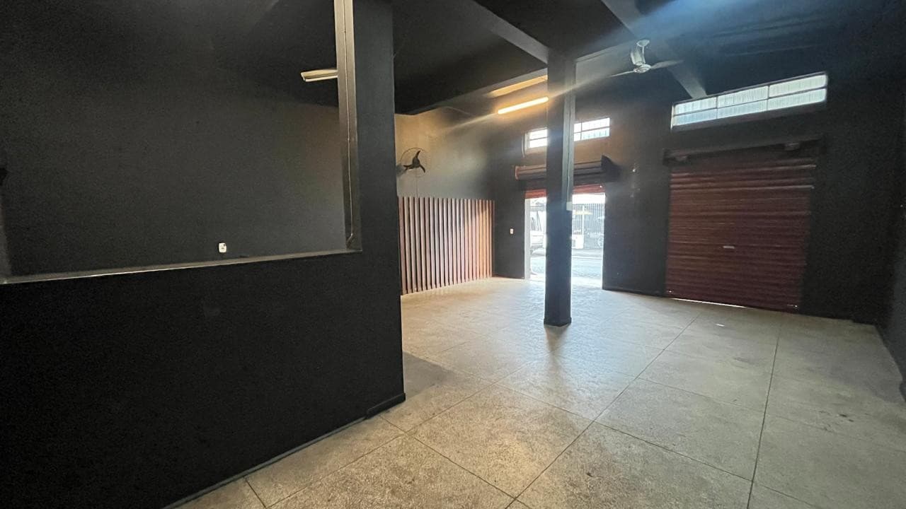 Loja para Locação, em Volta Redonda, bairro Vila Mury