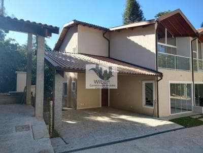 Casa para Venda, em Petrópolis, bairro Carangola, 3 dormitórios, 4 banheiros, 1 suíte, 2 vagas