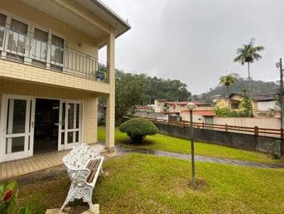 Casa em Agrioes (CA0203)