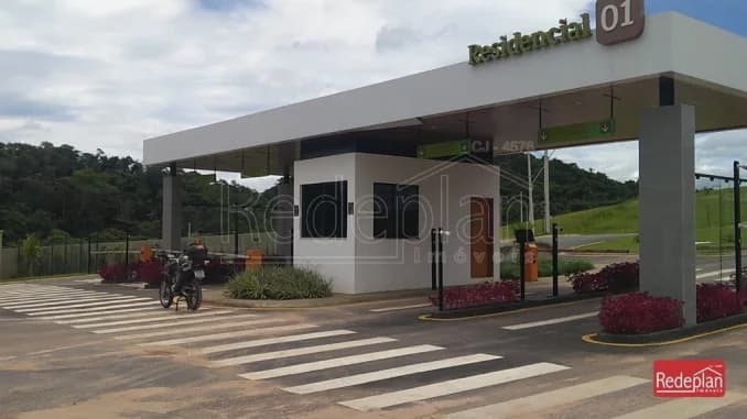 Terreno Casa De Pedra 411m²