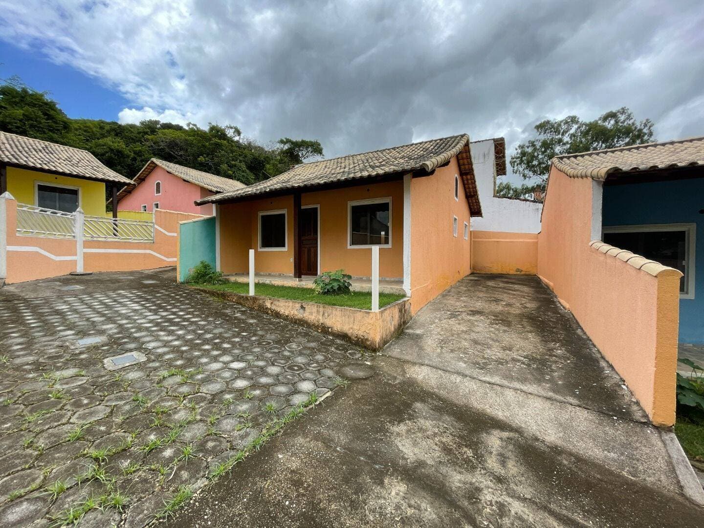 À Venda - Casa em cond. - Parque Tamariz, Iguaba Grande/RJ