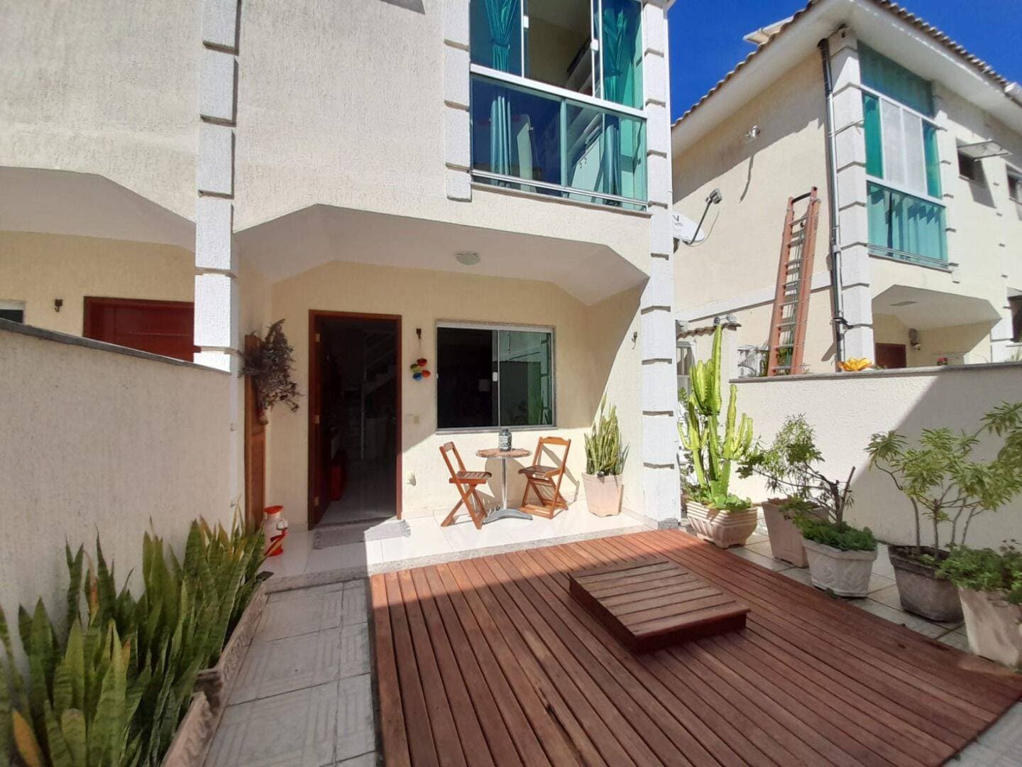 À Venda - Casa em condomínio, 2 quartos suítes