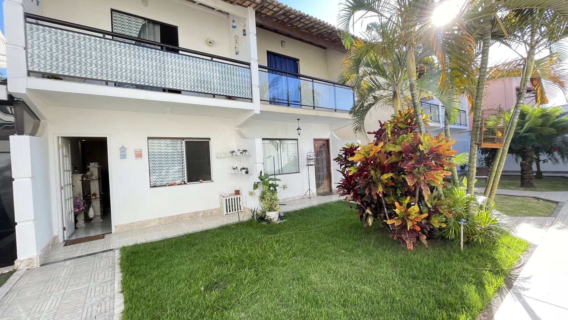 CASA COM 2 DORMITÓRIOS, 78M² - Á VENDA - CABO FRIO/RJ