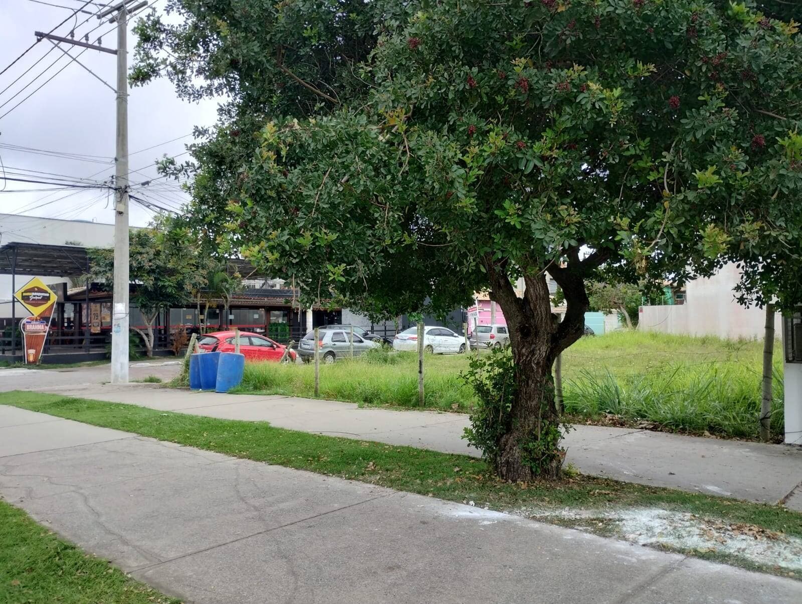 Terreno comercial 450m², Novo Portinho, Cabo Frio-RJ.