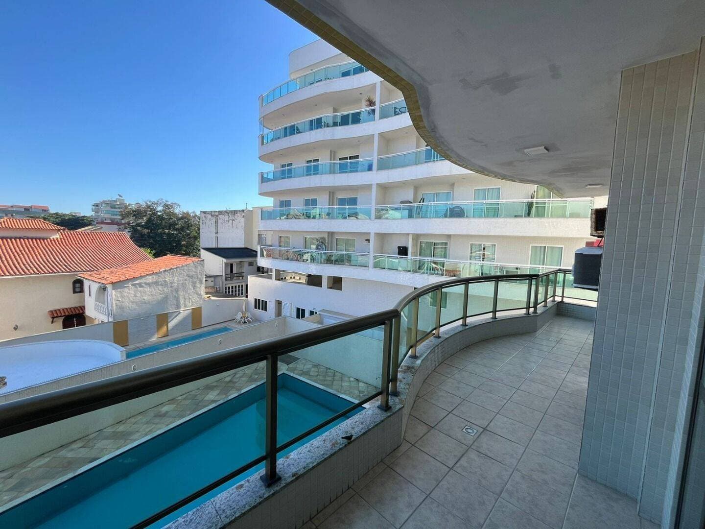 Apartamento todo mobiliado - 3 quartos - Centro de Cabo Frio