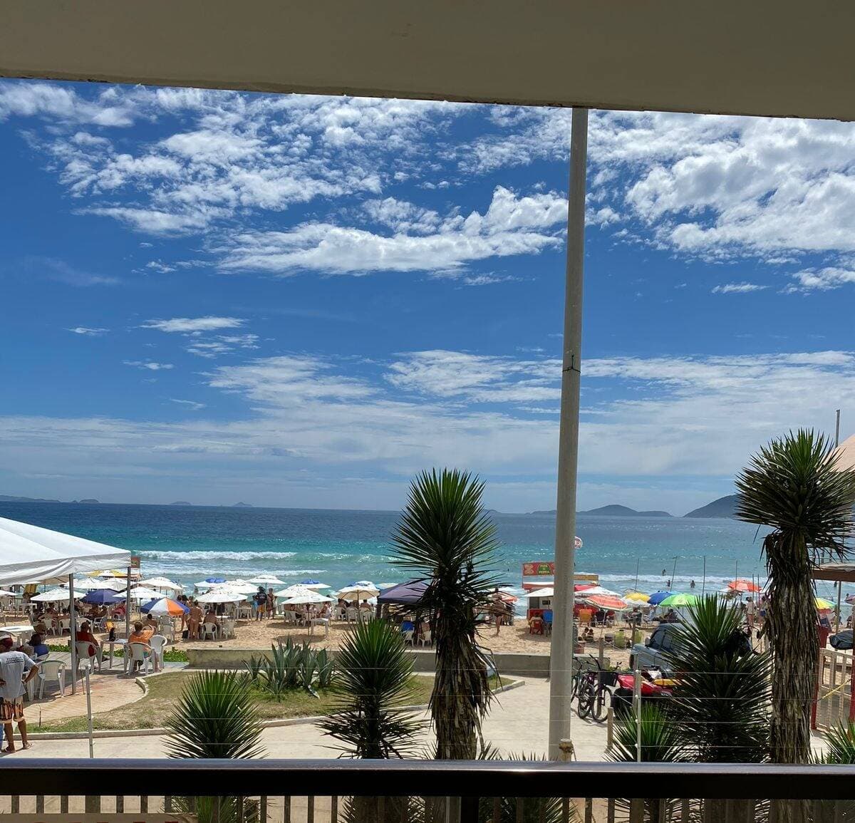 Apartamento em frente a Praia do Peró