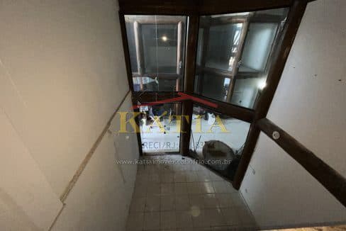 VENDA: LOJA, RUA DOS BIQUINIS- GAMBOA, CABO FRIO: VLJ001