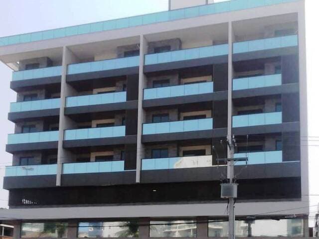 Apartamento em Edificio novo Perto da Praia em Cabo Frio.