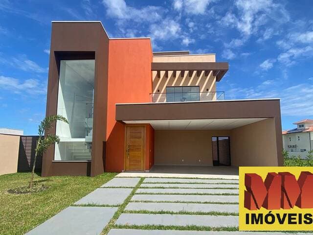 Casa de Alto Padrão no Condomínio Alphaville – Pronta para Morar!