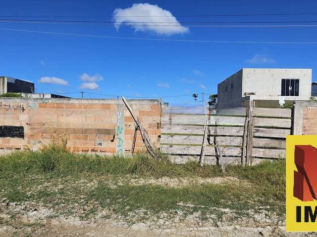 Terreno com 420m² na Vila do Peró em Cabo Frio
