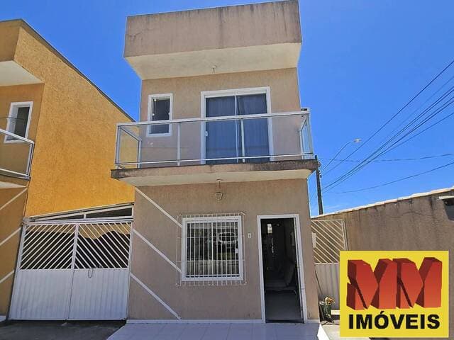 Casa duplex no bairro Vila do Peró em Cabo Frio.