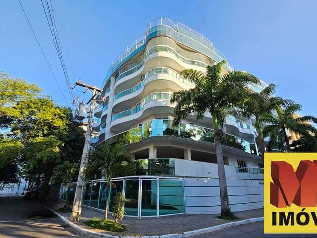 Cobertura a 150m da Praia do Forte!