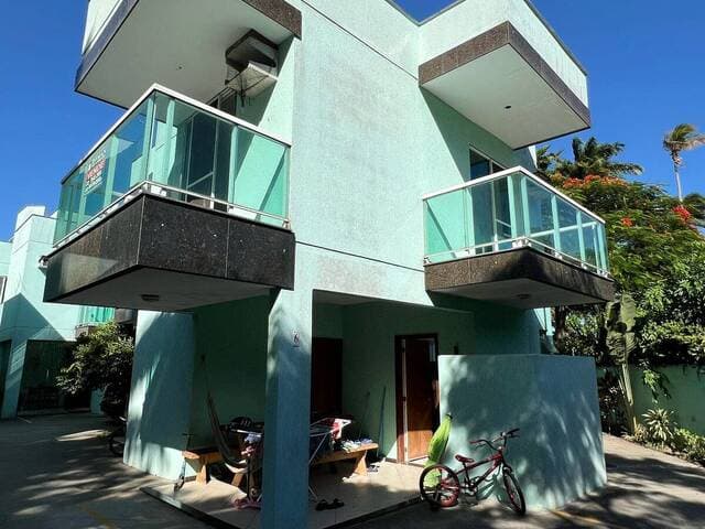 Casa em Condomínio nas Palmeiras em Cabo Frio-RJ