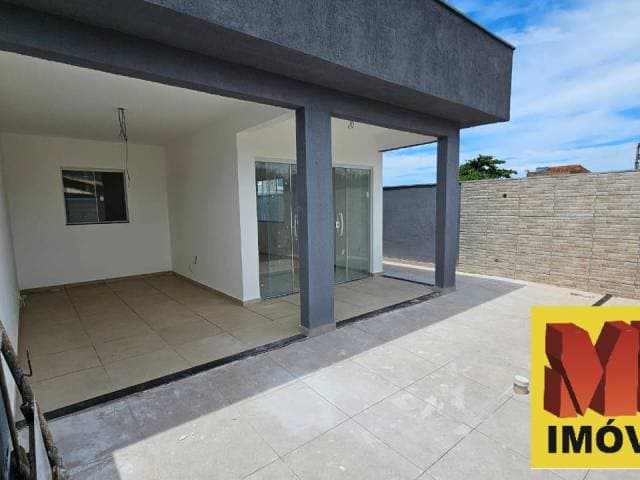 Casa Independente 2 Quartos no Bairro Vila do Peró em Cabo Frio