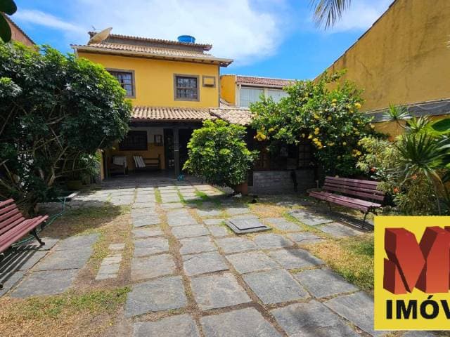 Casa Independente com 8 suítes no Vila Nova em Cabo Frio.
