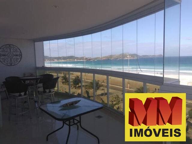 APARTAMENTO - FRENTE MAR - CABO FRIO