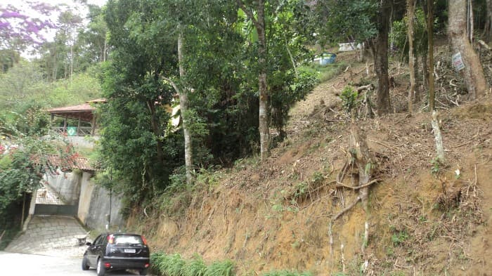 Terreno à venda em Montanhas