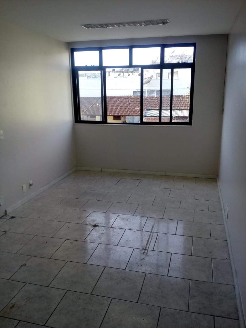 Sala comercial para venda no Centro