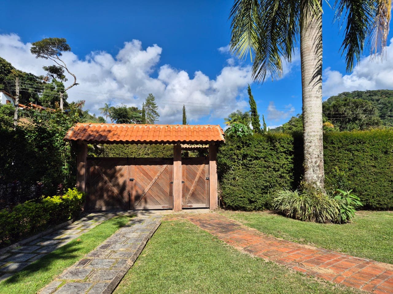 Casa para locação em Agriões de Dentro