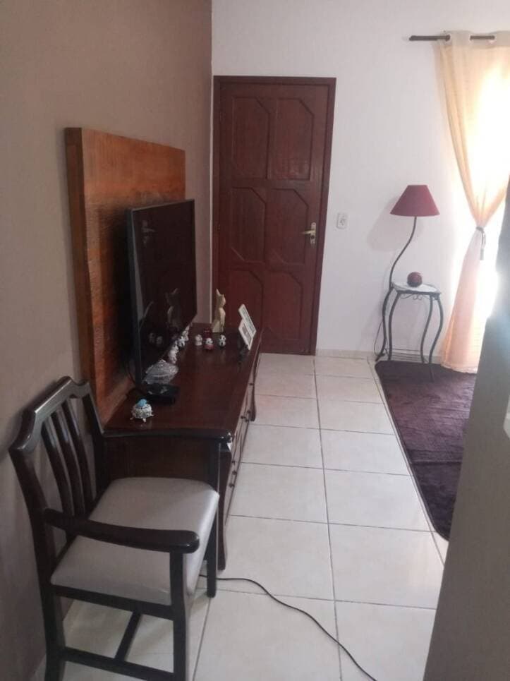 Apartamento com 2 dormitórios à venda, 81 m² por R$ 220.000,00 - Vinhateiro - São Pedro da Aldeia/RJ