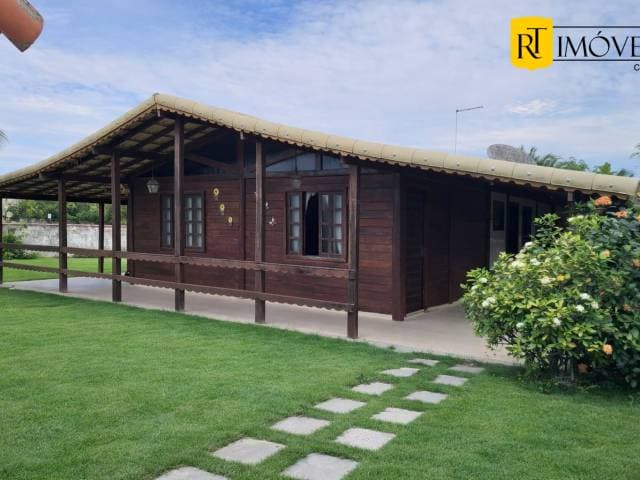 Casa de madeira com 2 quartos a venda em Praia Seca - Araruama/RJ