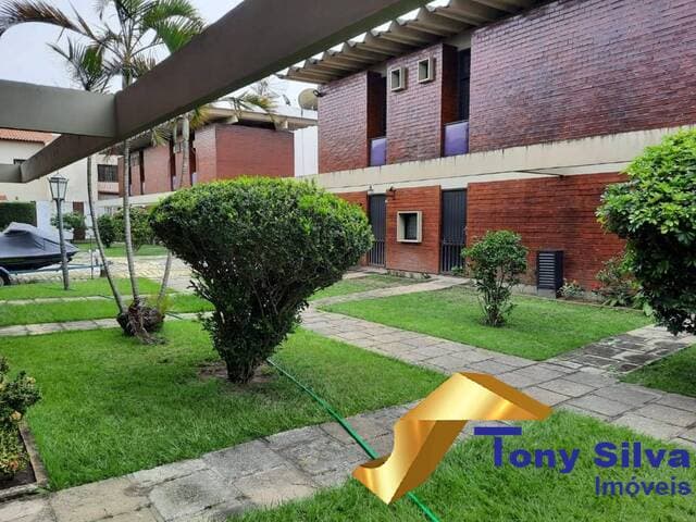 Excelente casa mobiliada em condomínio no Portinho em Cabo Frio!