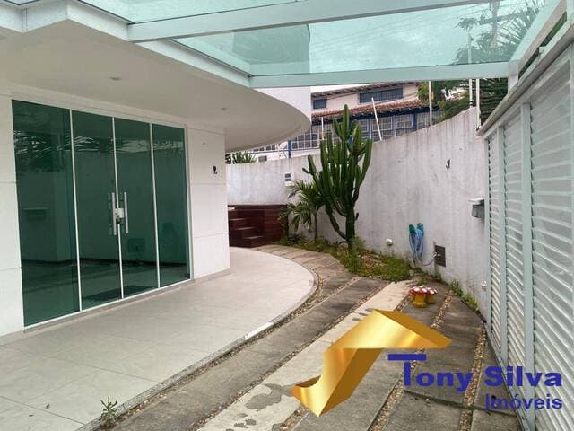 Excelente casa de Luxo em Bairro Nobre.