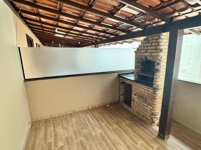 Excelente casa duplex em condomínio nas Palmeiras !!!