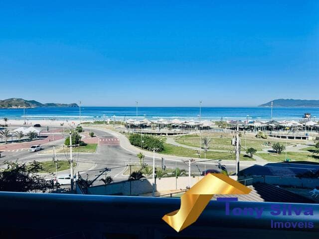 Apartamento 4 quartos em frente á praia do Forte com área de Lazer !!!