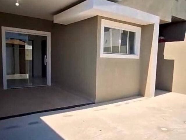 Excelentes casas 2 quartos  na Vila do Peró !!!