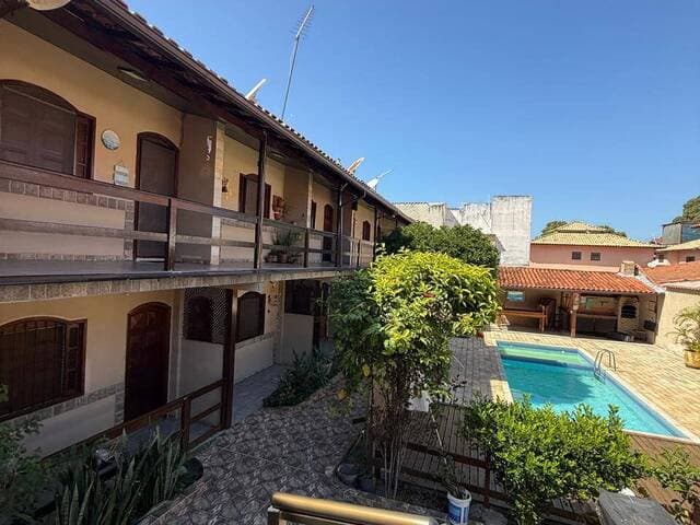 Excelente apartamento 1 quarto, em condomínio com piscina no Portinho !!!